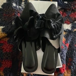 Adorable black slides